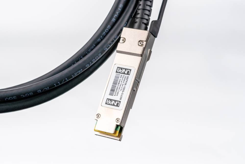 Cabo Twinax Passivo Unee QSFP28 100G 3M