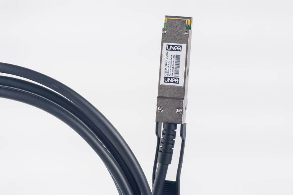 Cabo DAC QSFP+ 40G Unee QSFP-40G-CU3M 3m Passivo